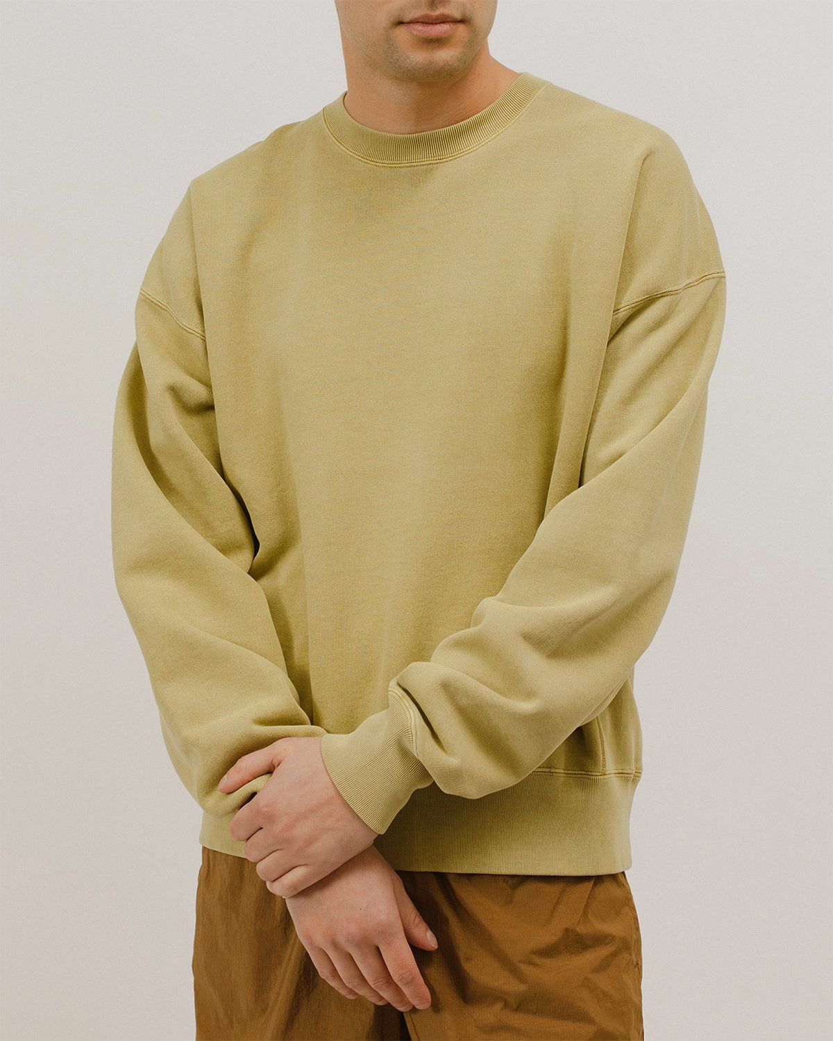 NATURAL DYED CREW FLEECE - MOSS(3034)